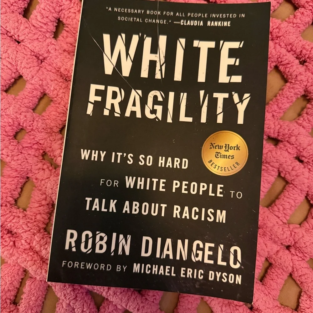 White Fragility by Robin DiAngelo - Black & White Paperback, Used good condition